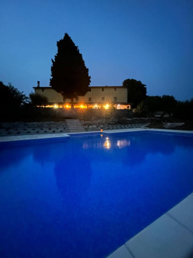 Ripenda Kras Villa Calussovo מראה חיצוני תמונה