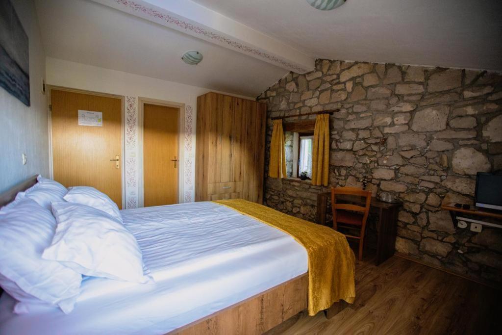 Ripenda Kras Villa Calussovo מראה חיצוני תמונה