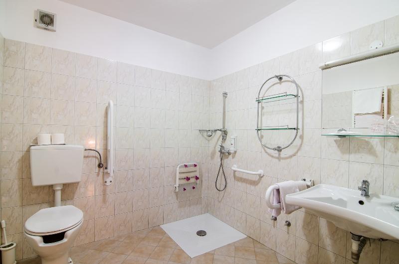 Ripenda Kras Villa Calussovo מראה חיצוני תמונה