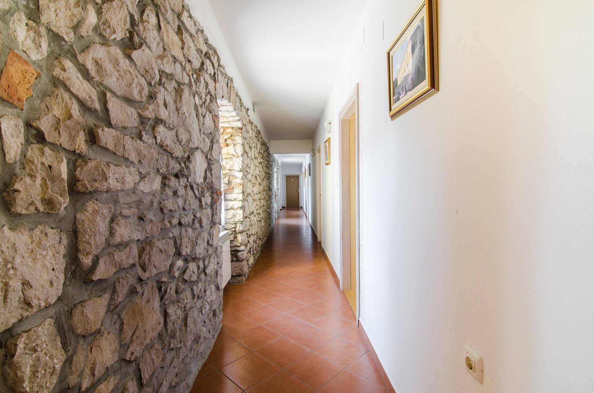 Ripenda Kras Villa Calussovo מראה חיצוני תמונה